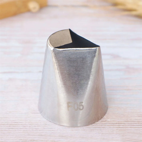 Cake Decorating Tips & Nozzles Set for Floral Designs