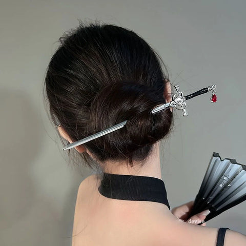 Antique Metal Sword Hairpin: Women's Chinese Style Hair Accessory - Simple, Creative, Fashionable Temperament Headwear