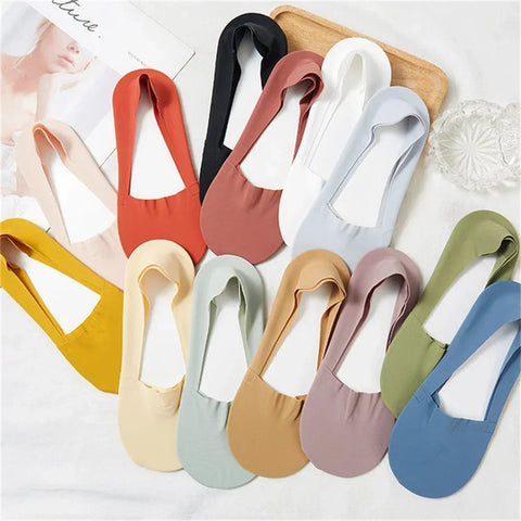3 Pairs Women’s Silicone Non-Slip Invisible Socks Ice Silk Ultra-Thin Breathable Low Cut Boat Slippers