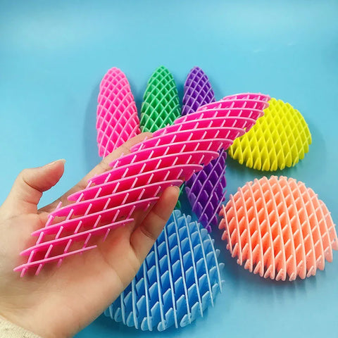 3D Mesh Radish Stress Toy - Stretchable Telescopic Decompression Worm Toy