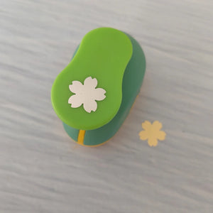 1.5cm Craft Punch Scrapbook Paper Cutter Card DIY Foam Hole Punch Shape Clip