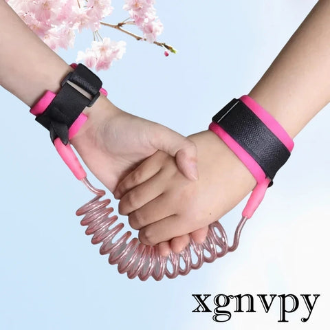 Anti-Lost Wrist Link for Kids - Outdoor Child Safety Strap with Leash and Release Bracelet