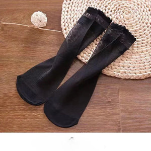10 Pairs Women's Ultrathin Transparent Silk Ankle Socks - Summer Crystal Nylon, Black & White