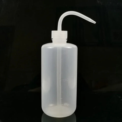 500ml Plastic Squeeze Bottle Lab Dispenser Non-Spray Diffuser Watering Tool