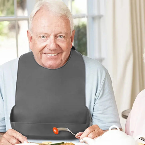 Elderly Waterproof Silicone Bibs for Eating and Feeding, Adult Saliva Wipes