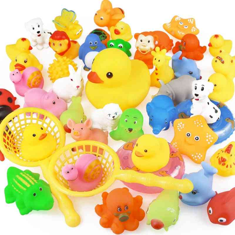 állatok úszni vízi játékokat gyerekeknek - mini, színes, puha lebegő kacsa szorító hanggal