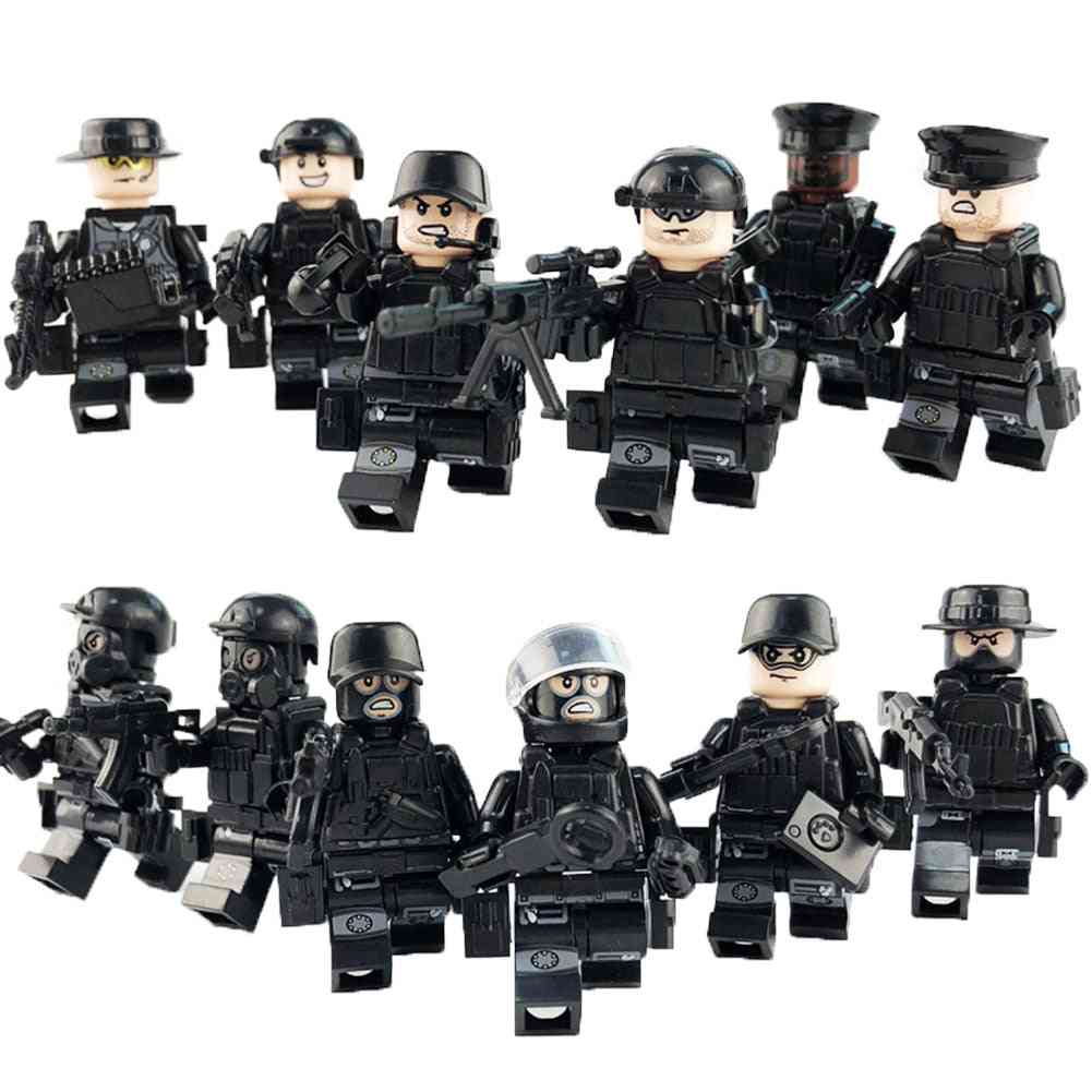 Soldado de las fuerzas especiales con armas bloques de construcción de juguete
