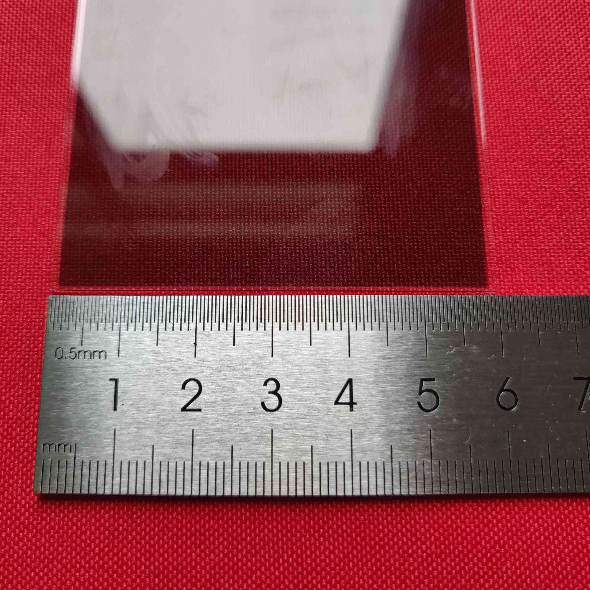 Hőszigetelő polarizáló üveg, 1,2 mm 4 hüvelykes LCD mini LED projektor javító részhez unic uc40 / uc46 rigálhoz