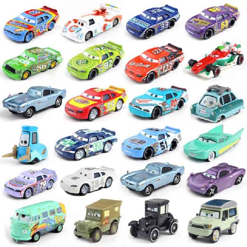 Disney Pixar Car 3 Lightning Mcqueen Racing Family 39 Jackson, Storm, Ramirez, 1:55 Die Cast Metal Alloy's Toy Car