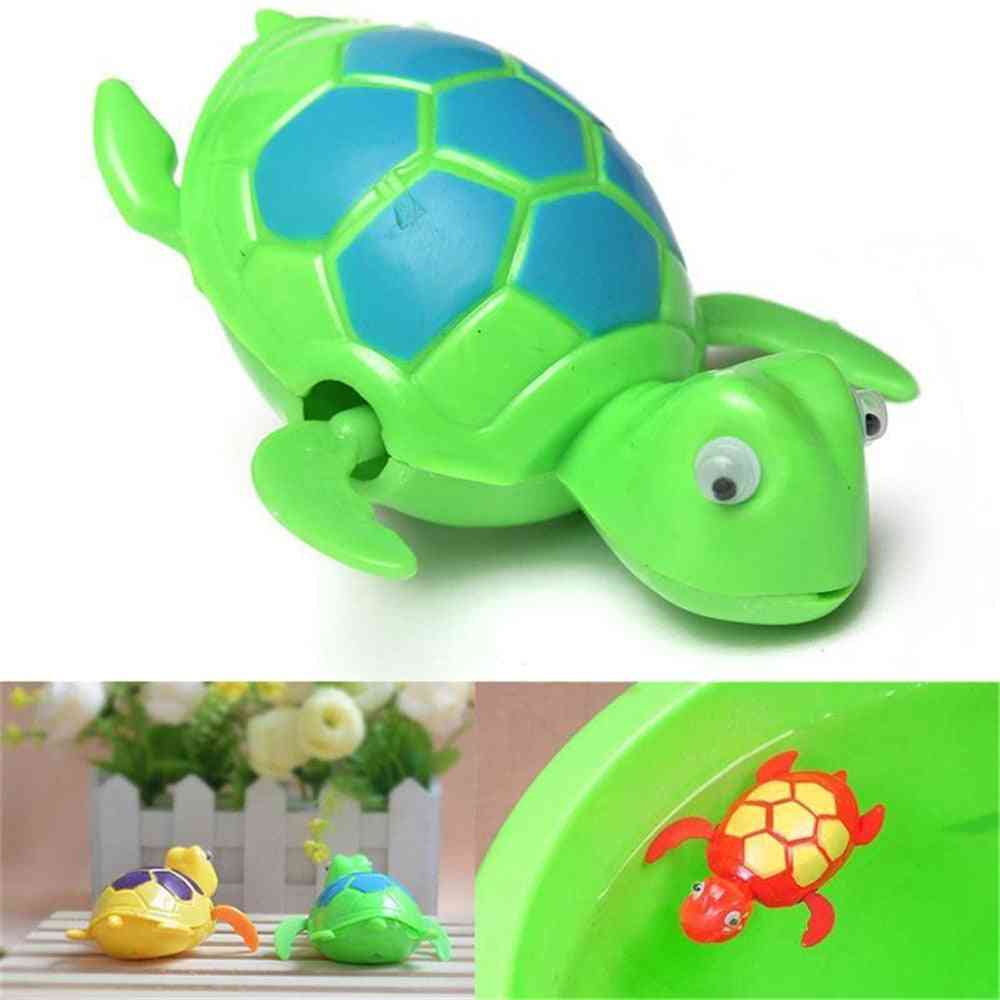 Børn sjov svømningskæde skildpadde babybad nyfødt gave vandlegetøj - skildpadde tilfældig farve