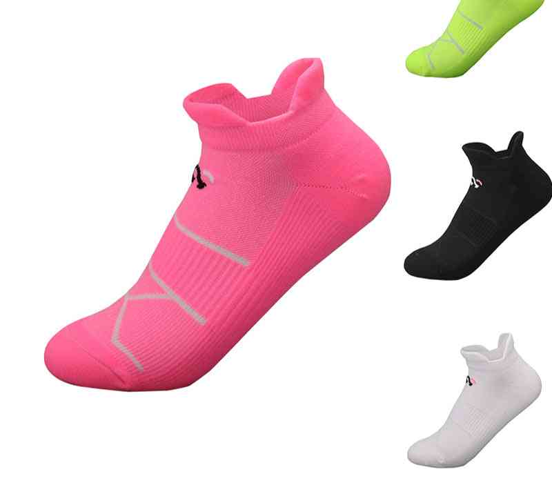 Women Athletic Sports Socks