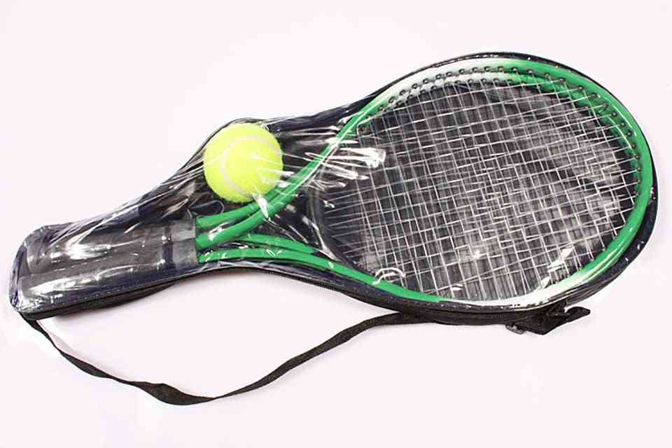 Tennissnaar van koolstofvezel met bal