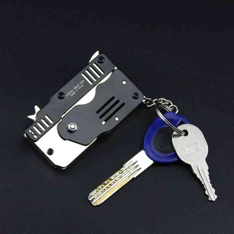 Cały metalowy mini można złożyć jako gumową opaskę do kluczy
