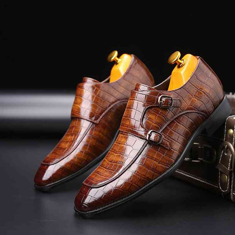 Classic Pattern Business Flat Men Designer Formal Dress Leather Shoes