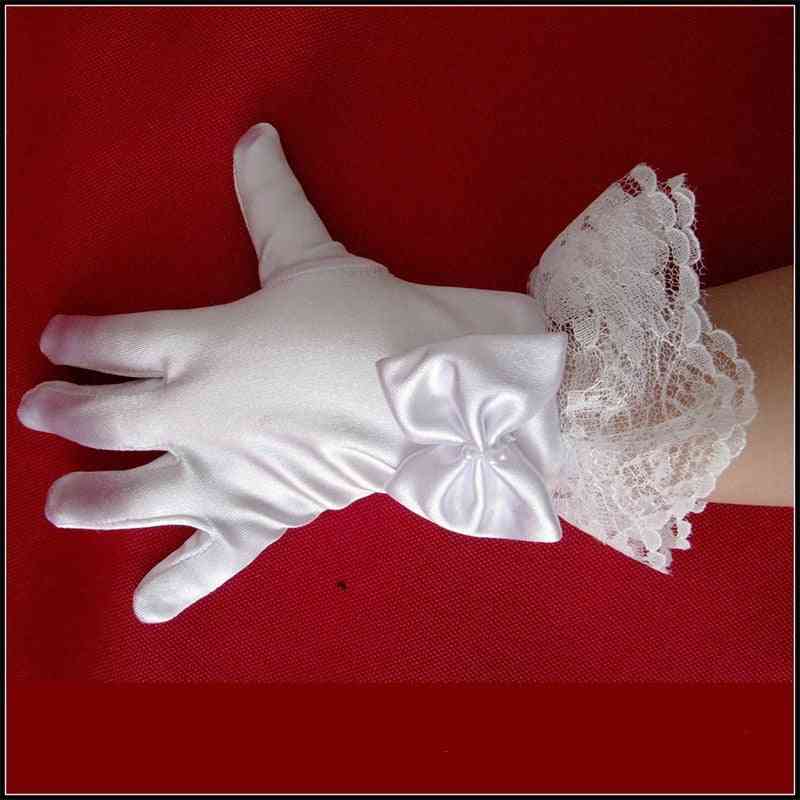 1 paio di guanti corti con dita lunghe in raso di pizzo bianco per