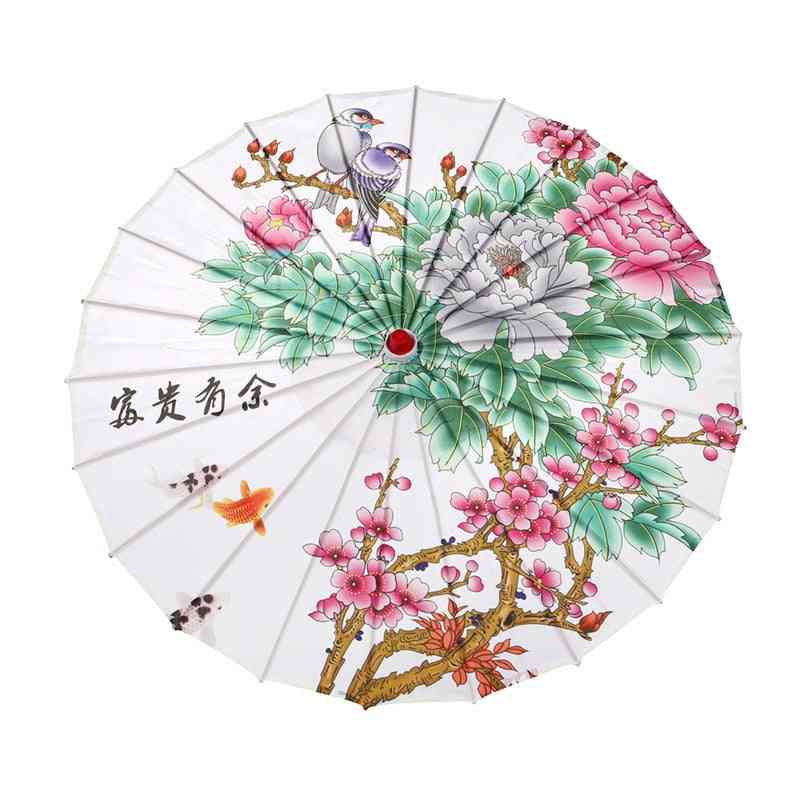 ślub dla nowożeńców-chiński styl, taniec pokazowy cheongsam, jedwabny parasol rekwizytowy