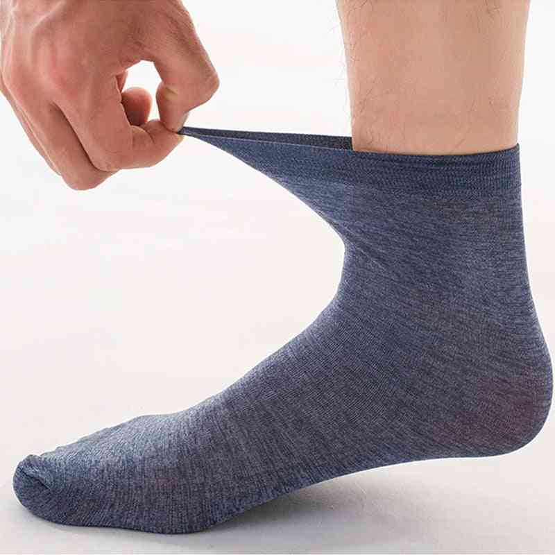 Muške ljetne tanke prozračne čarape