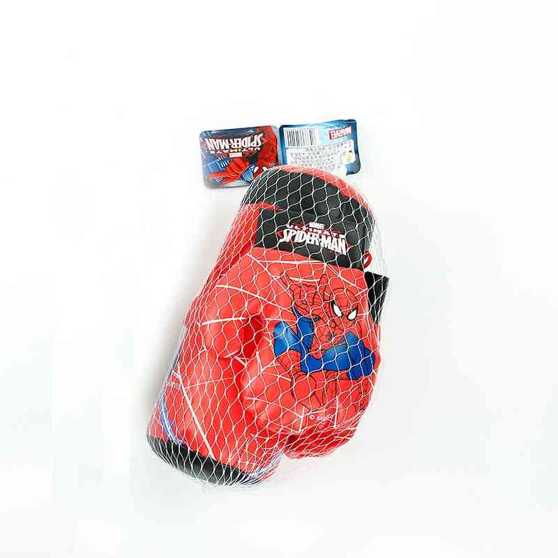 детски боксови ръкавици и костюм с торбичка с пясък