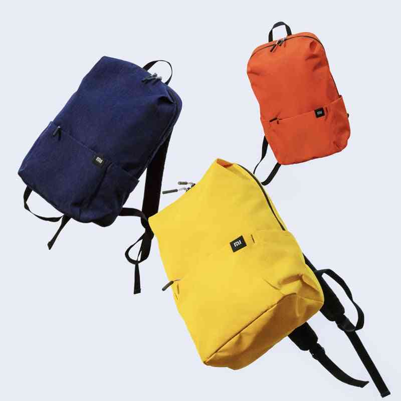 Pohodlný batoh z polyesterových ramien s viacerými možnosťami