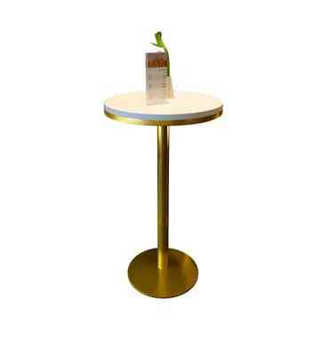 Nordic dining, hoge voet, massief hout, kleine ronde tafel