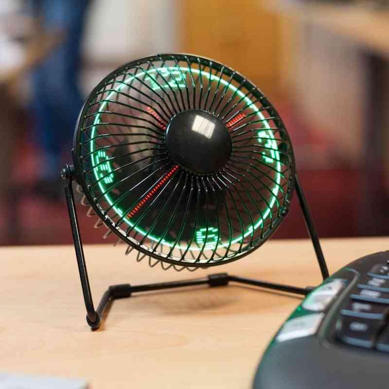 3-i-1 LED-fan til desktop-ur