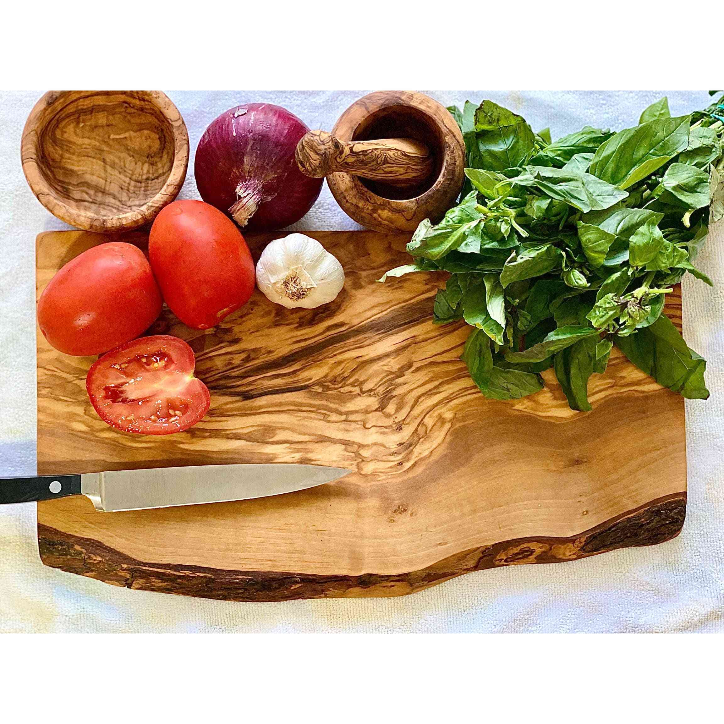 Madera de olivo, tabla de cortar rústica ideal para trinchar carne