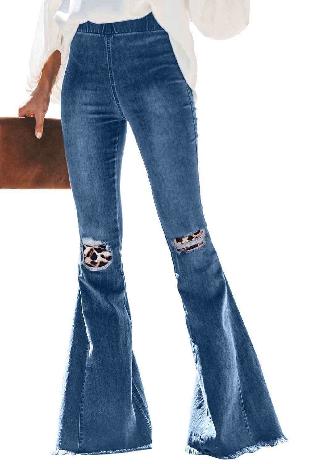 Bell Bottom Jeans With Frayed Hem