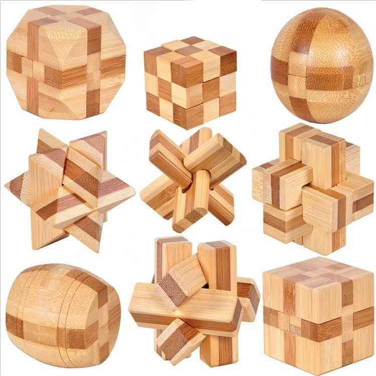 9pcs casse-tête de conception-3d puzzles de bavures imbriquées en bois