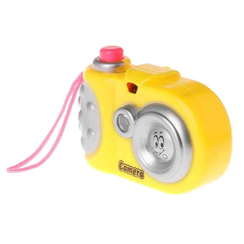 Образователна играчка с LED светлина във формата на камера