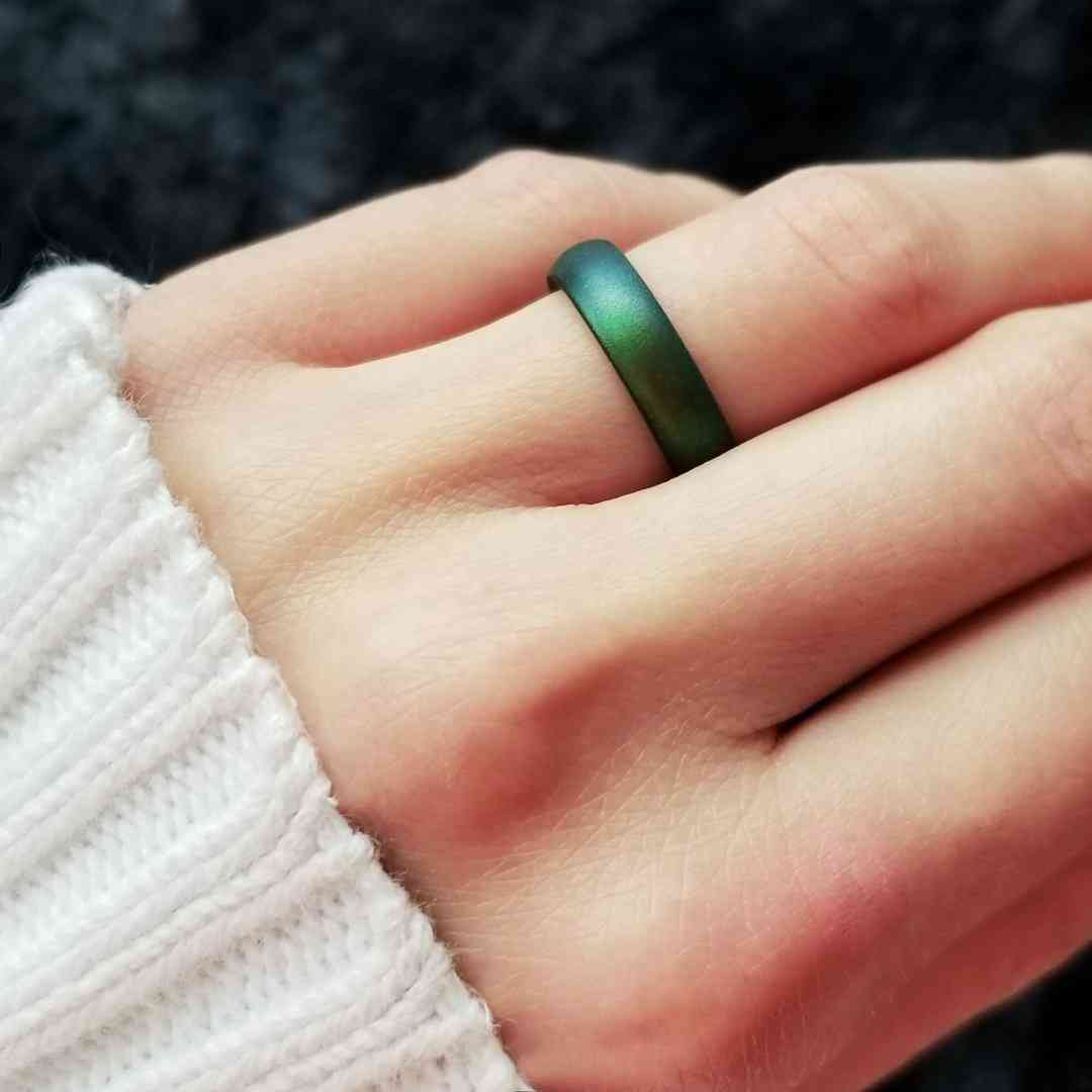 Fortryllet skov smaragdgrøn silikone ring