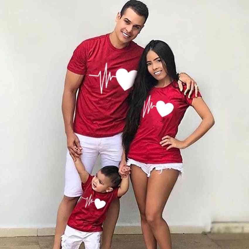 T-shirt abbinata alla famiglia natalizia, adorabile mamma papà vestiti per bambini