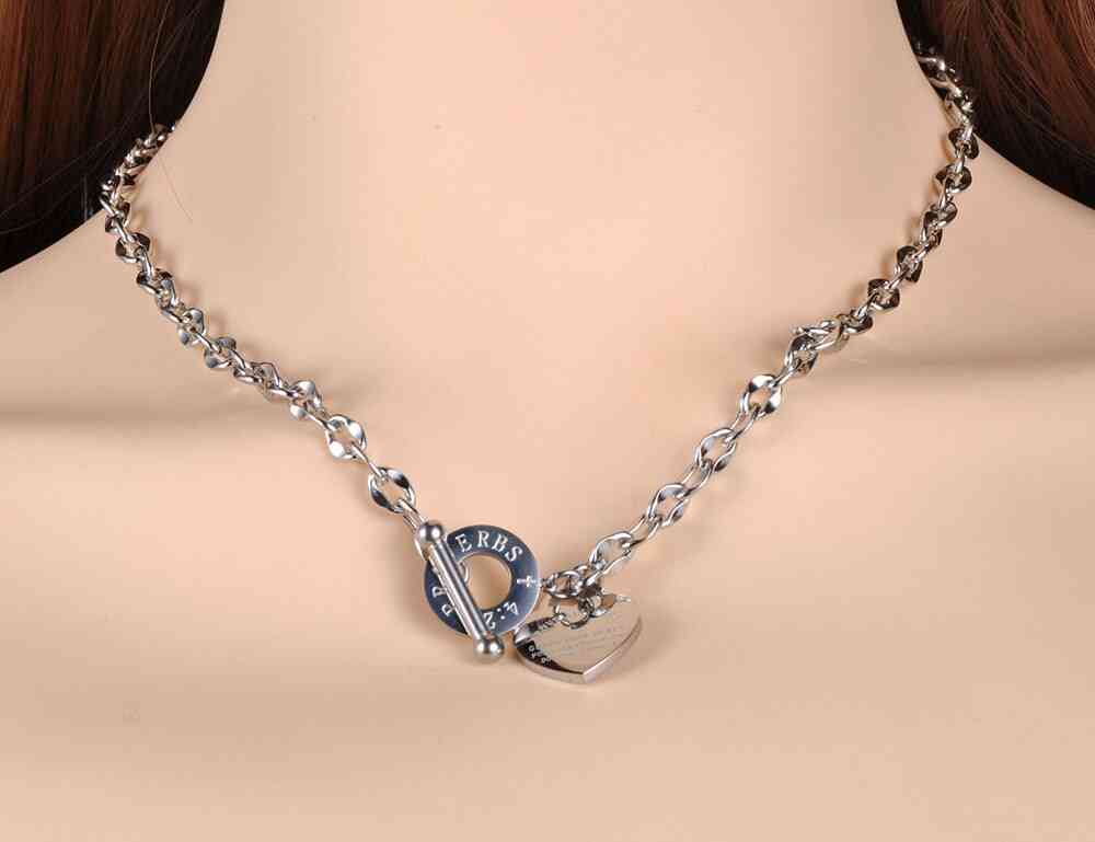 Rostfritt stål - neo-gotisk kärlekshjärta, berlockhänge, halsband