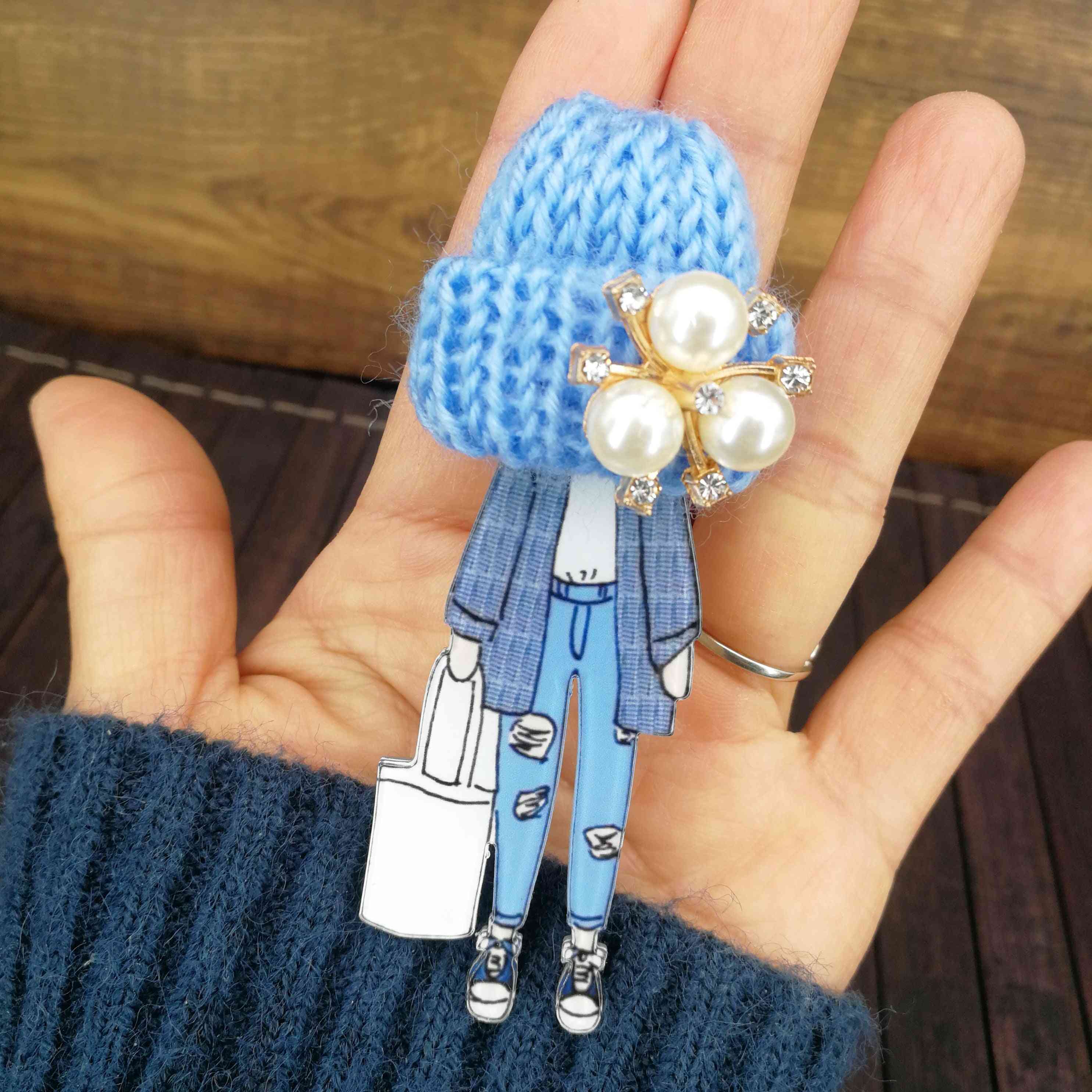 Woman Wool Hat Crystal Pearl Cartoon Badges Brooch Pins