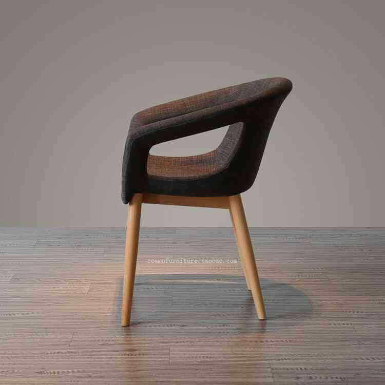 Konferenční židle z masivního dřeva