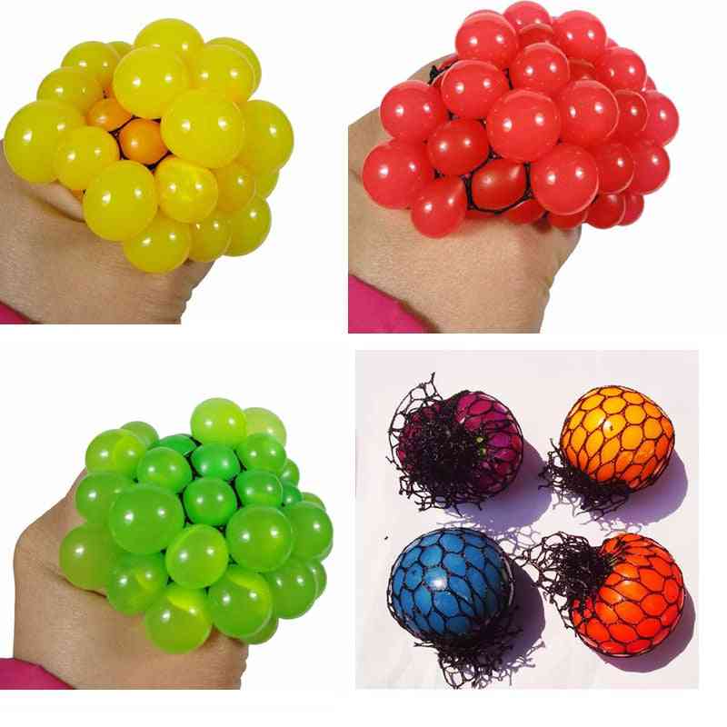 Håndelt- sensorisk nettingball, druefruktpress, lek
