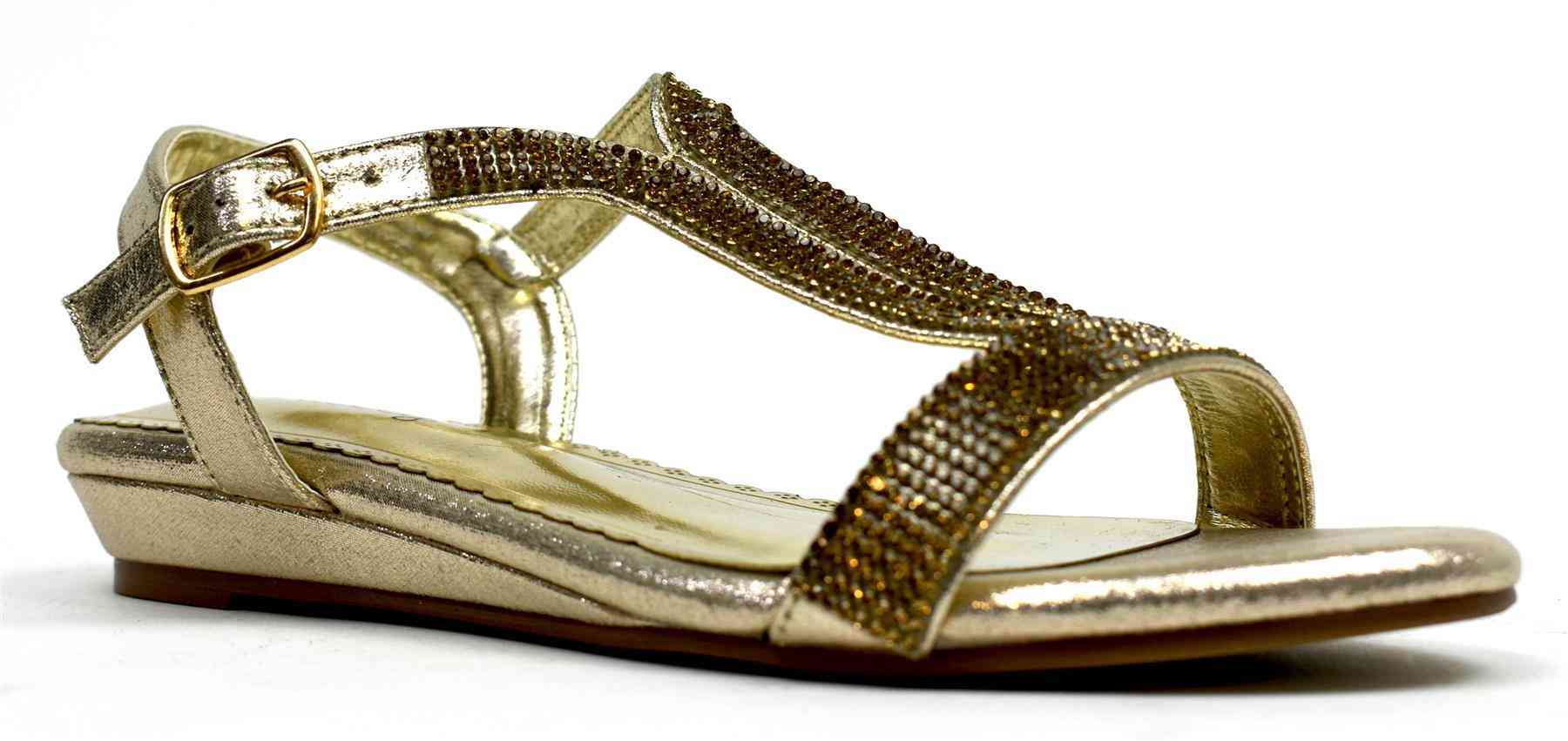 Chaussure dorée glamour à talon bas