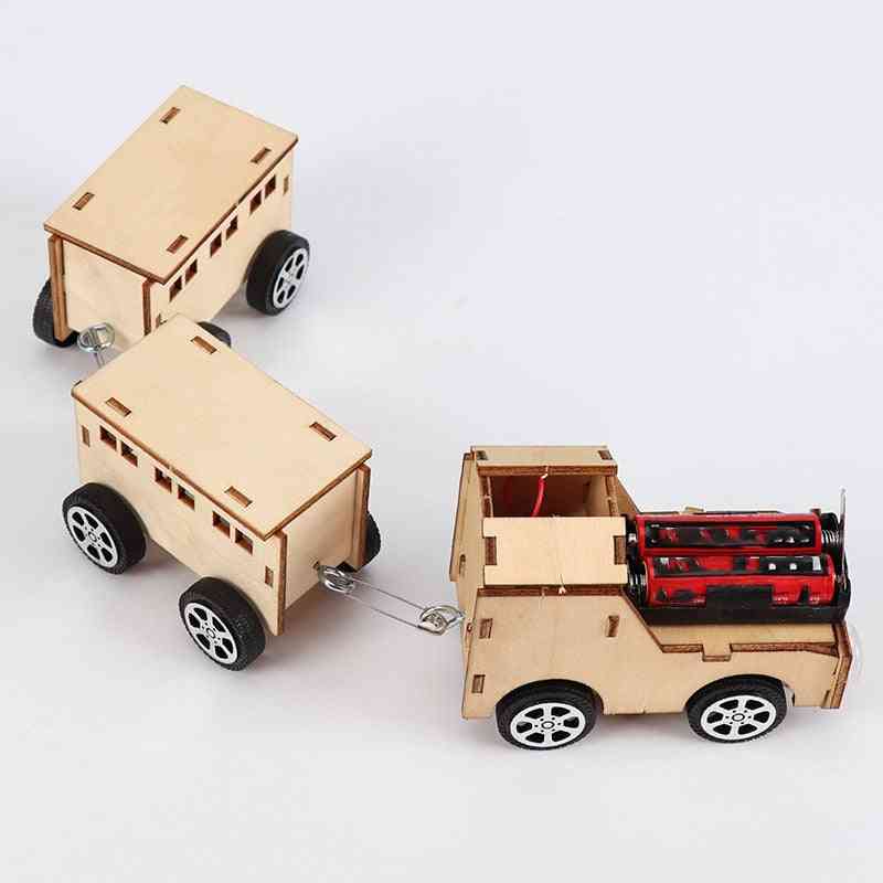 DIY model RC-tog, simpelt pædagogisk håndværk puslespil legetøjstog til.