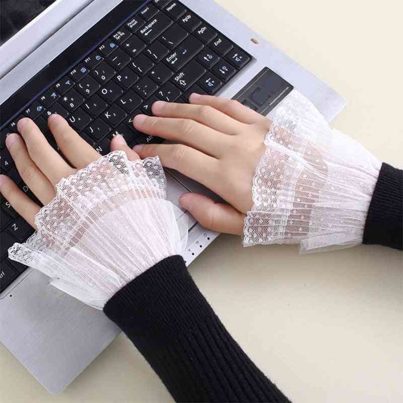 Women Flared Sleeves Lace Pleated False Cuffs