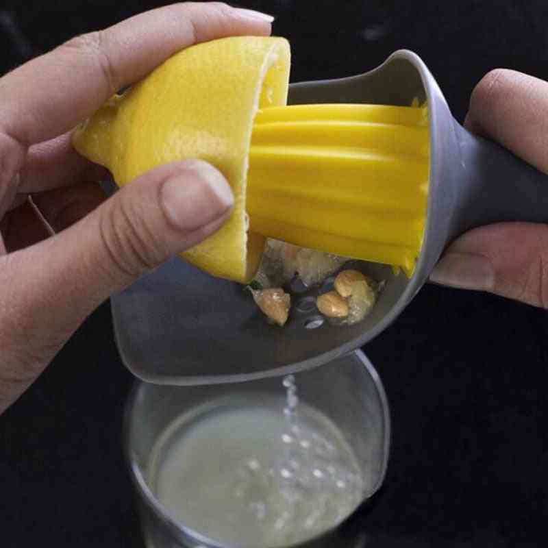 Portable Manual Juicer, Plastic Orange Lemon Squeezers