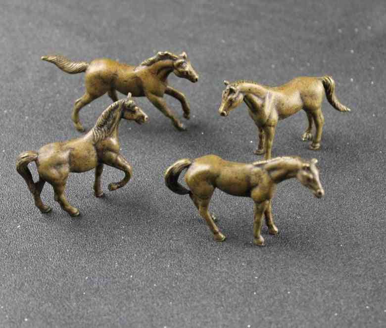 Animals Arabian Horse Wild War Horse Courser Figurines Desk Home Decoration