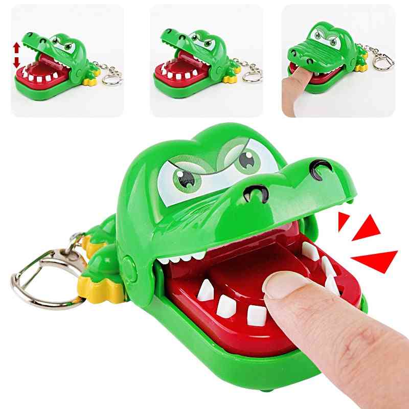 Mini nyckelring finger bett krokodil prank leksak