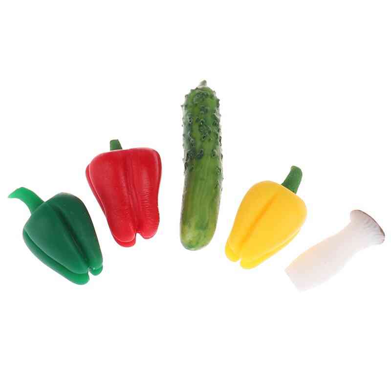 Scale Kinds Of Vegetables Model