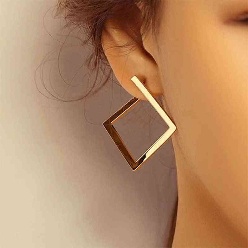 Retro minimalistisk - firkantede uregelmæssige øreringe