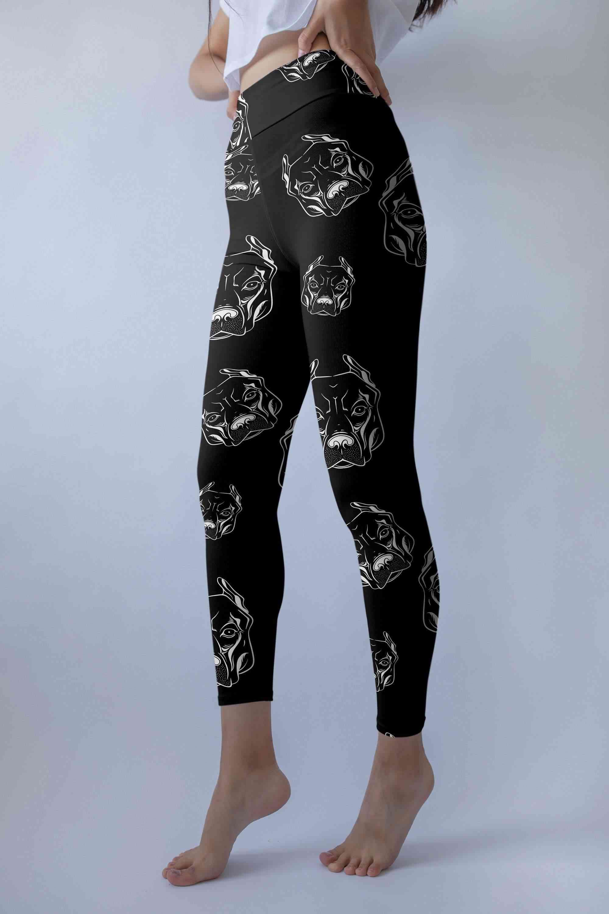 Mustat pitbull-kuvioiset leggingsit
