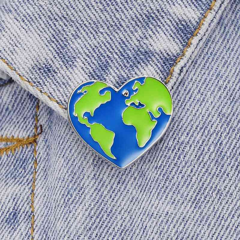 Green Earth Heart World Map Label Pins Alloy Brooches