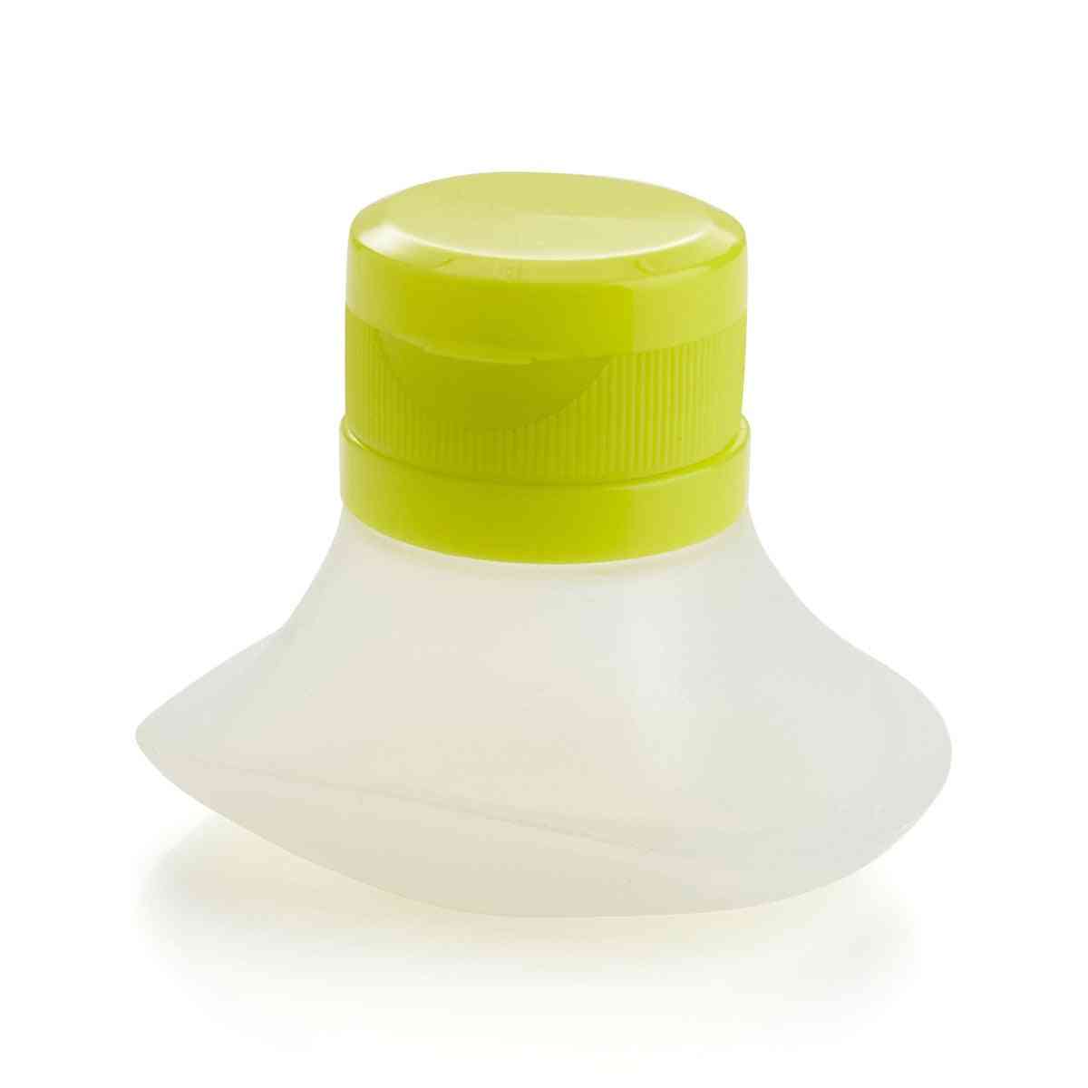 Portable Silicone Mini Sauce Seasoning Salad Dressing Squeeze Bottle