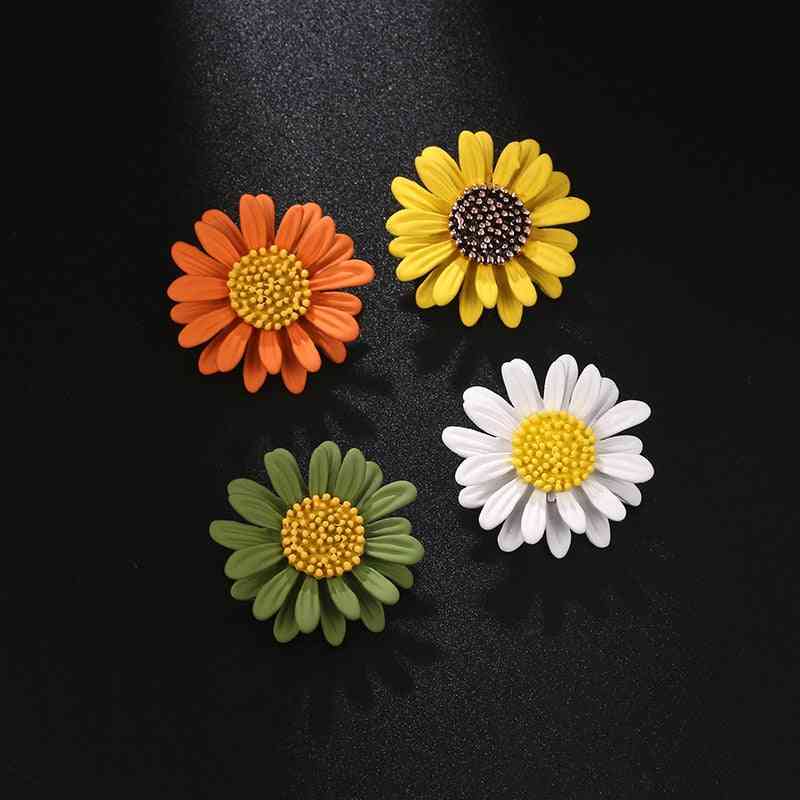 Vintage Flowers Brooches-  Elegant Enamel Pins