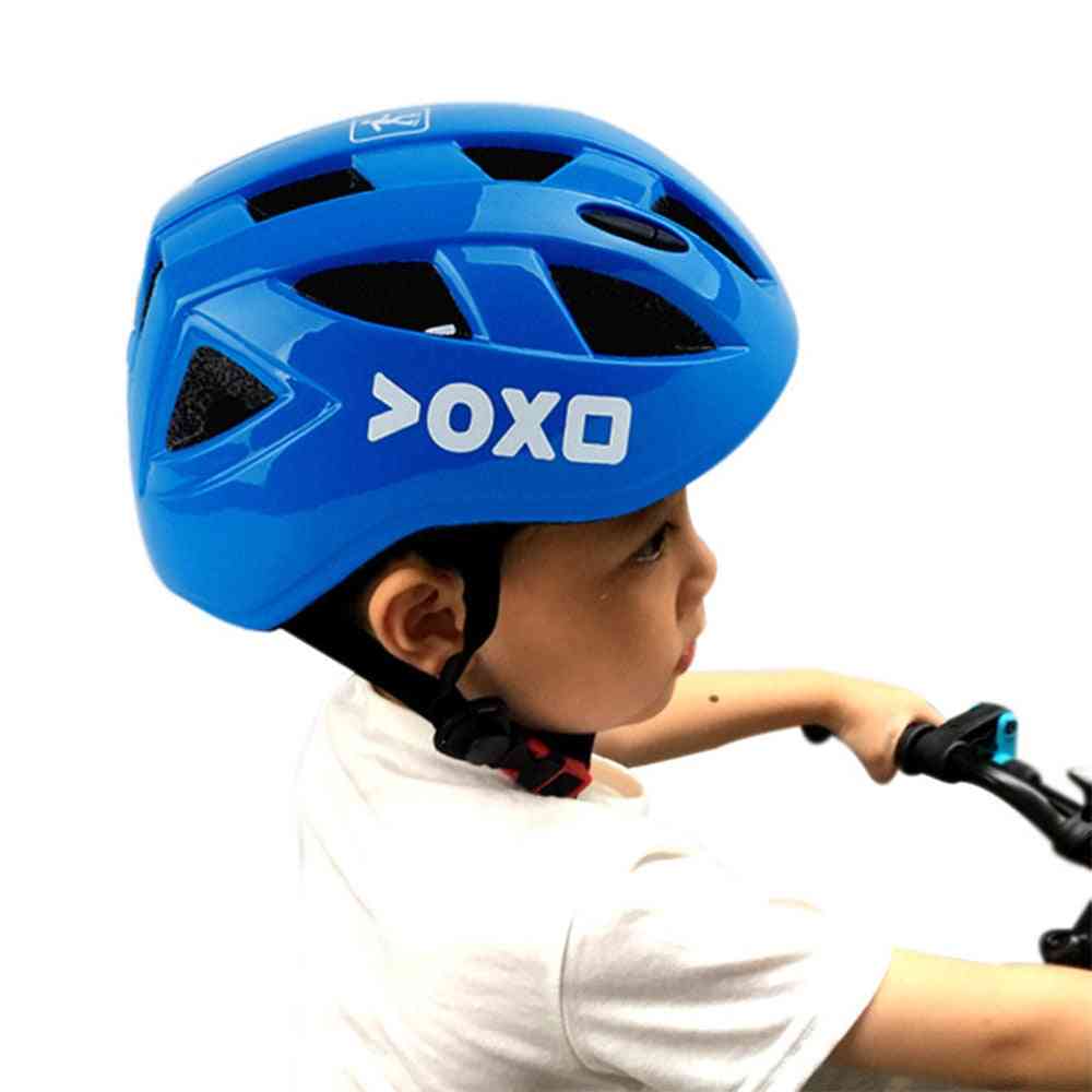 Integrally-molded Cycling Helmet For Kids